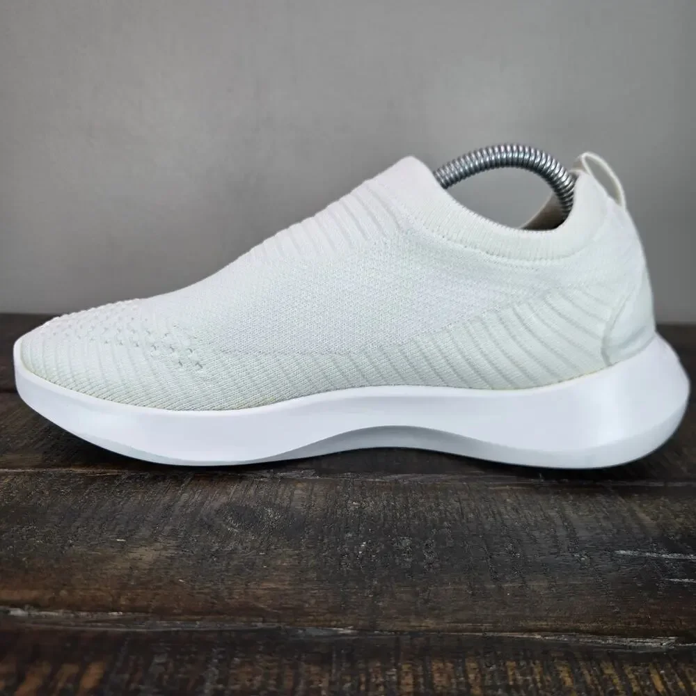 NEW Vessi Everyday Move Slip On Womens Size 7 Waterproof Shoes Sneakers White